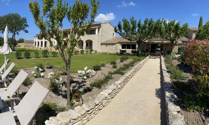 Mas de la Senancole · Hôtel Restaurant Gordes, Luberon